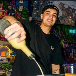 Meet your Posher, Lucas